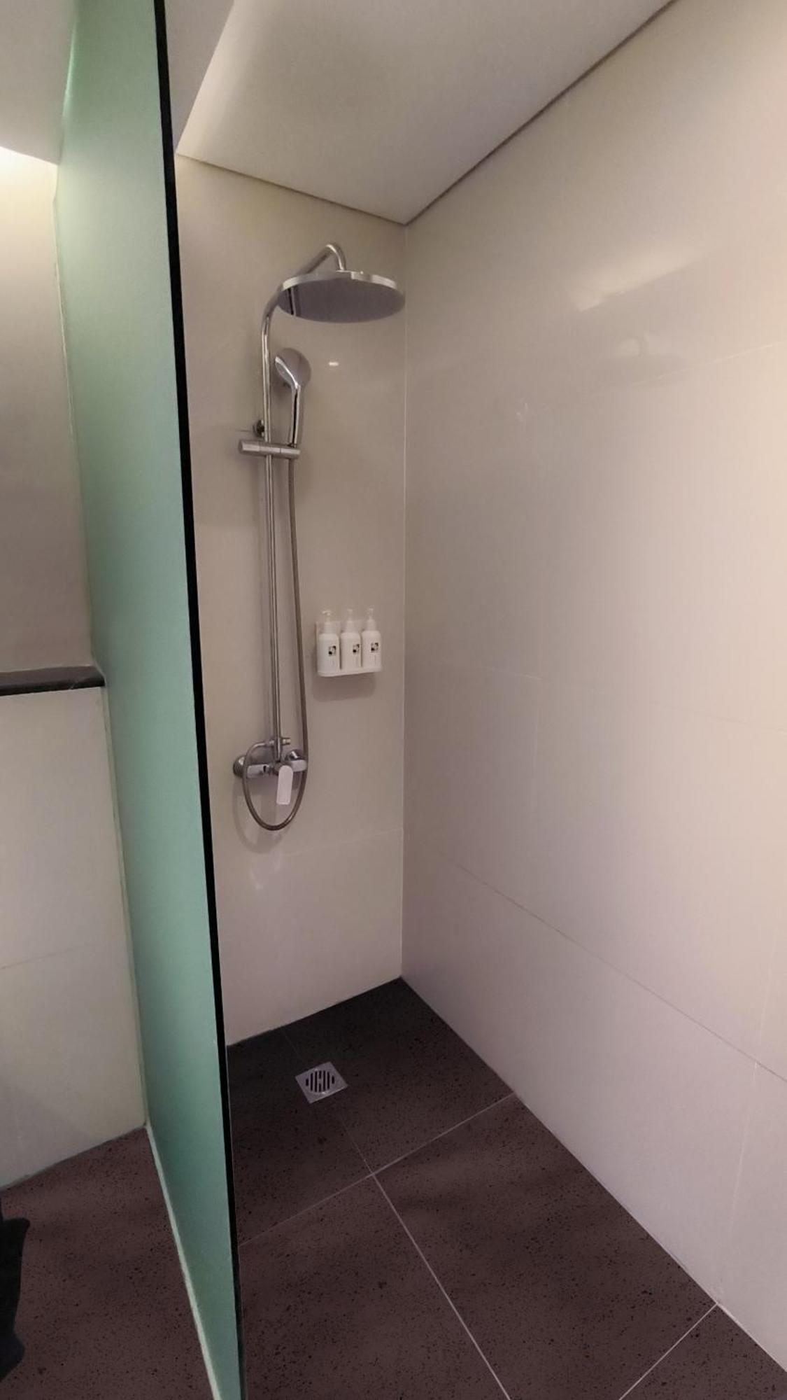 Swiss-Belhotel Bogor Esterno foto