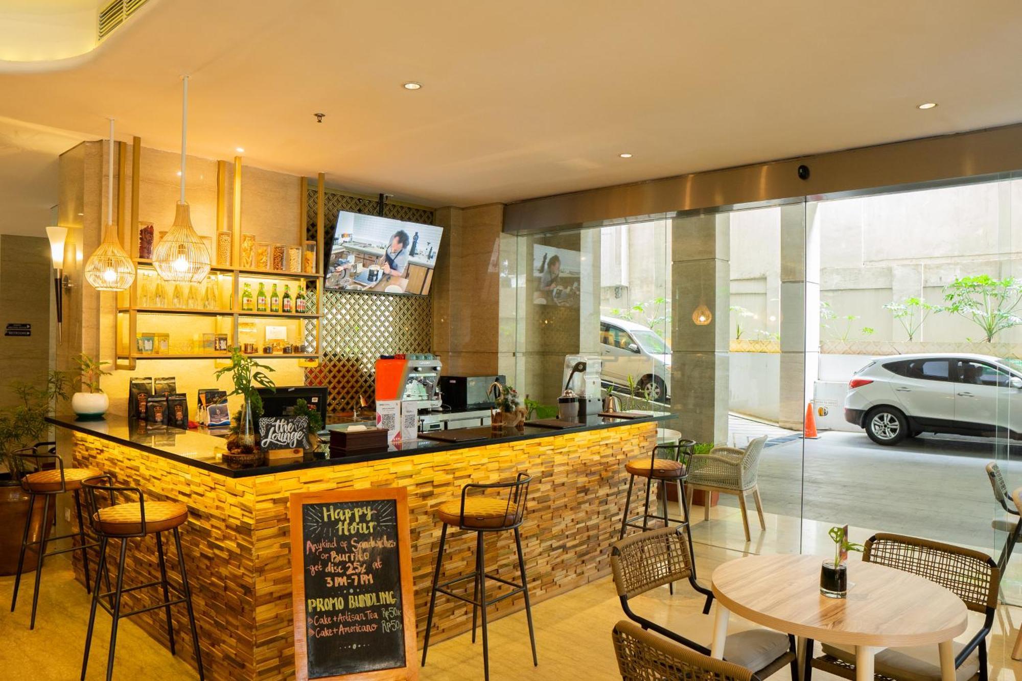 Swiss-Belhotel Bogor Esterno foto