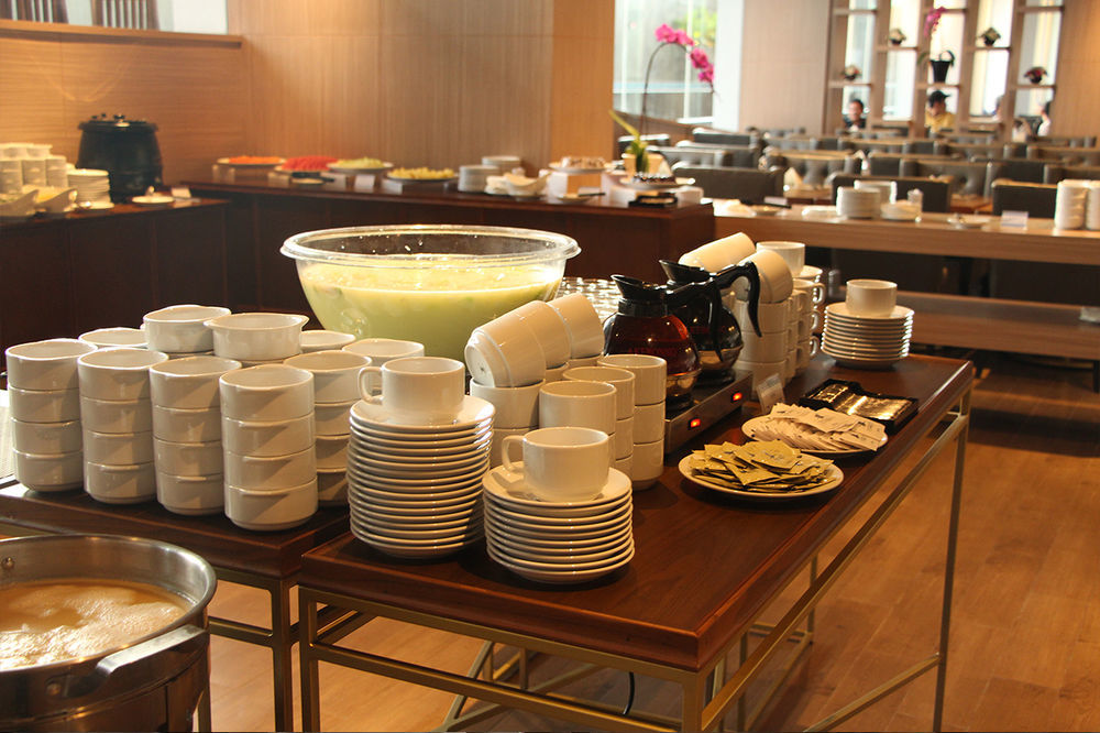 Swiss-Belhotel Bogor Esterno foto