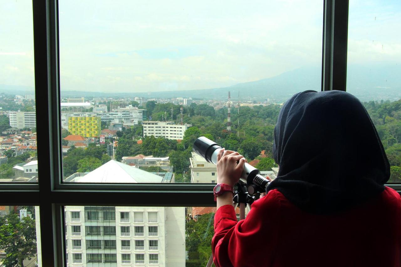 Swiss-Belhotel Bogor Esterno foto