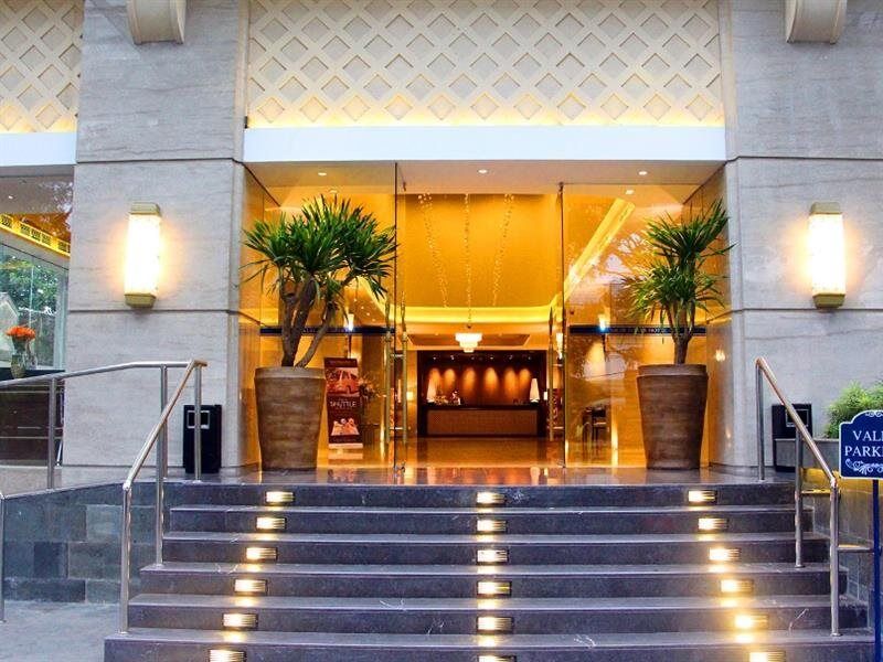 Swiss-Belhotel Bogor Esterno foto