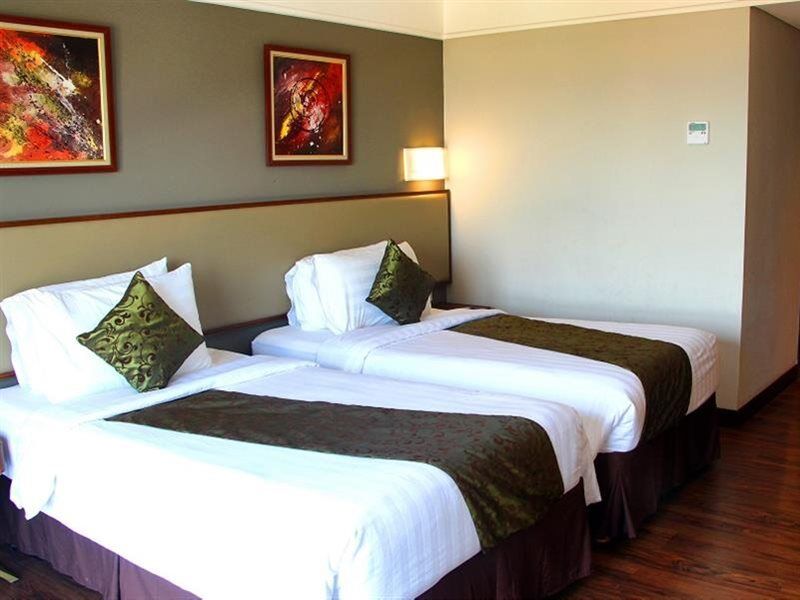 Swiss-Belhotel Bogor Esterno foto