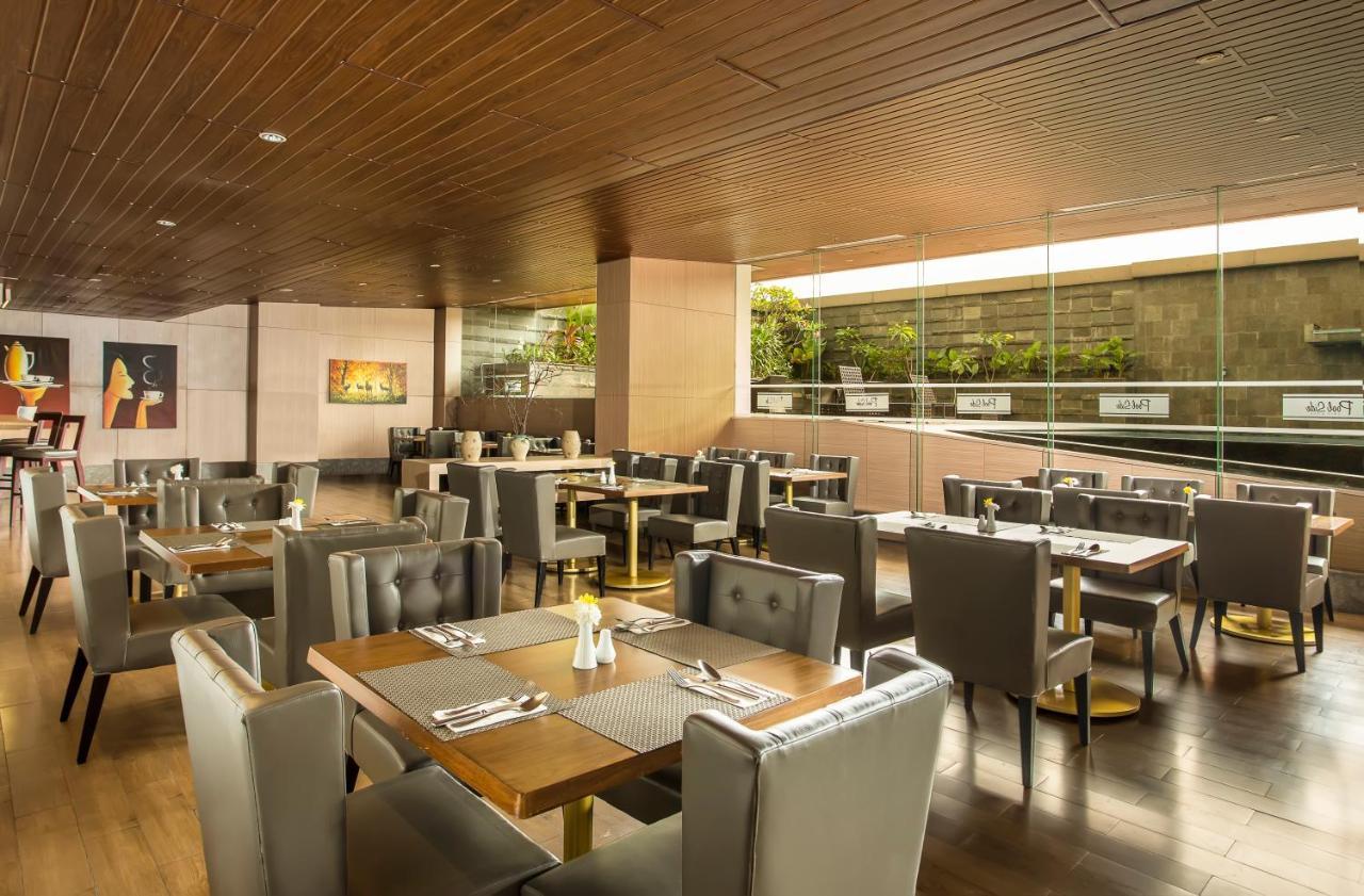 Swiss-Belhotel Bogor Esterno foto