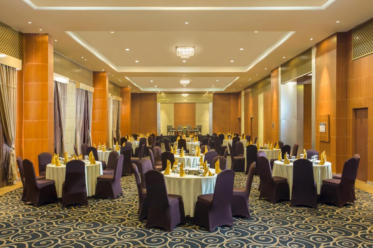 Swiss-Belhotel Bogor Esterno foto